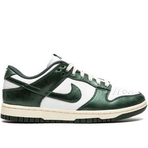 SOLD 🚫 Dunk Low "Vintage Green" sneakers